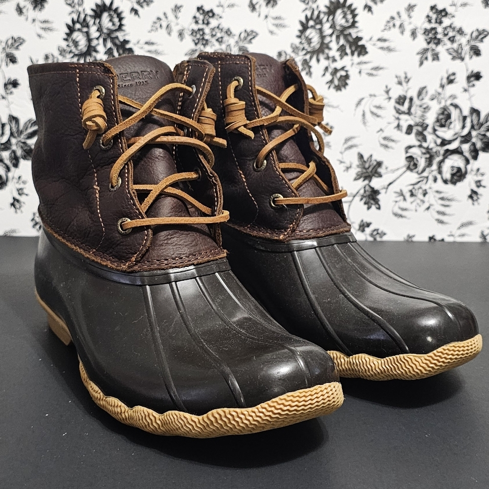 Sperry black and brown snow duck boots